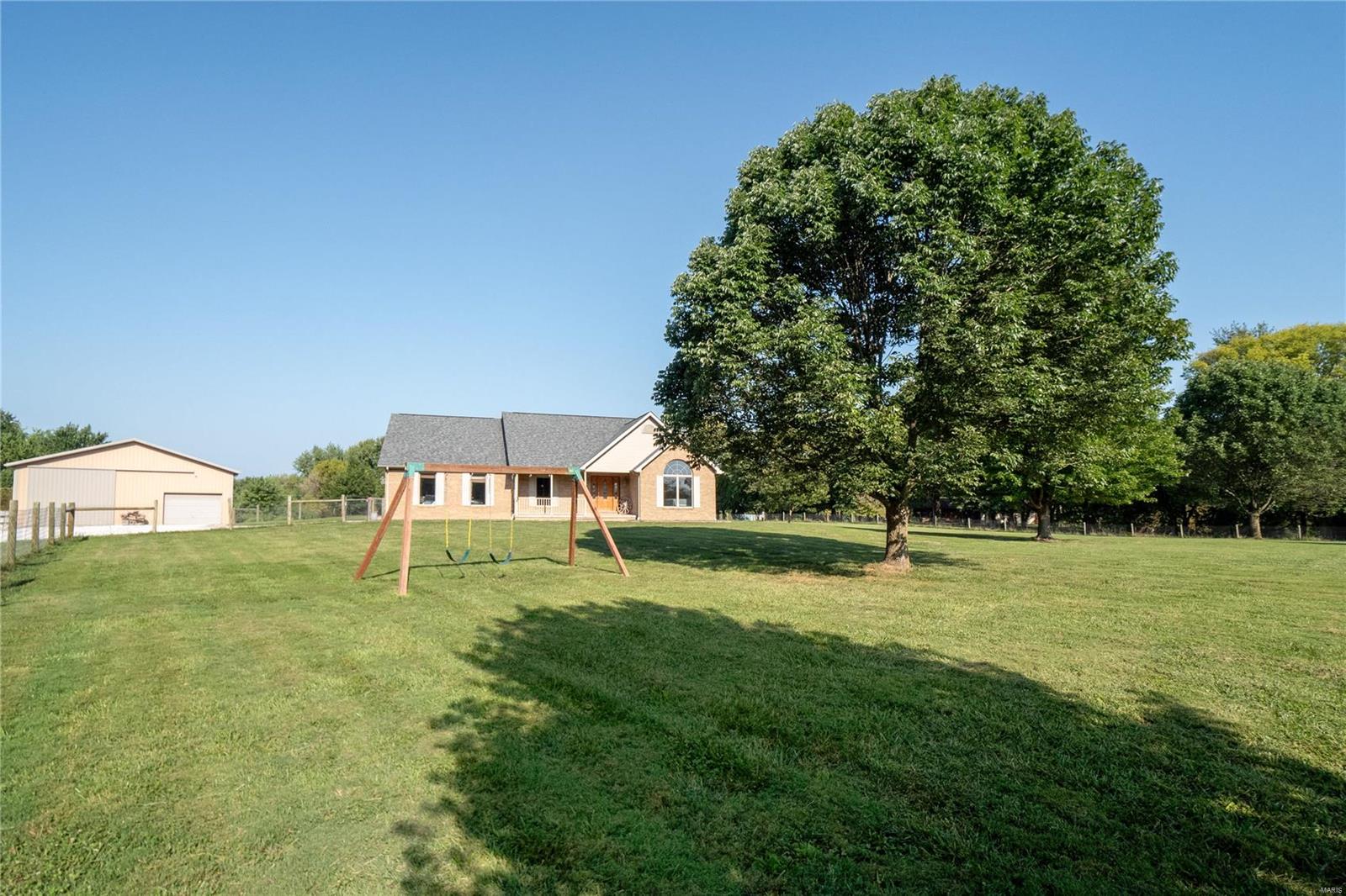 13745 Kayser Road Highland, IL 62249 - Photo 26 of 50
