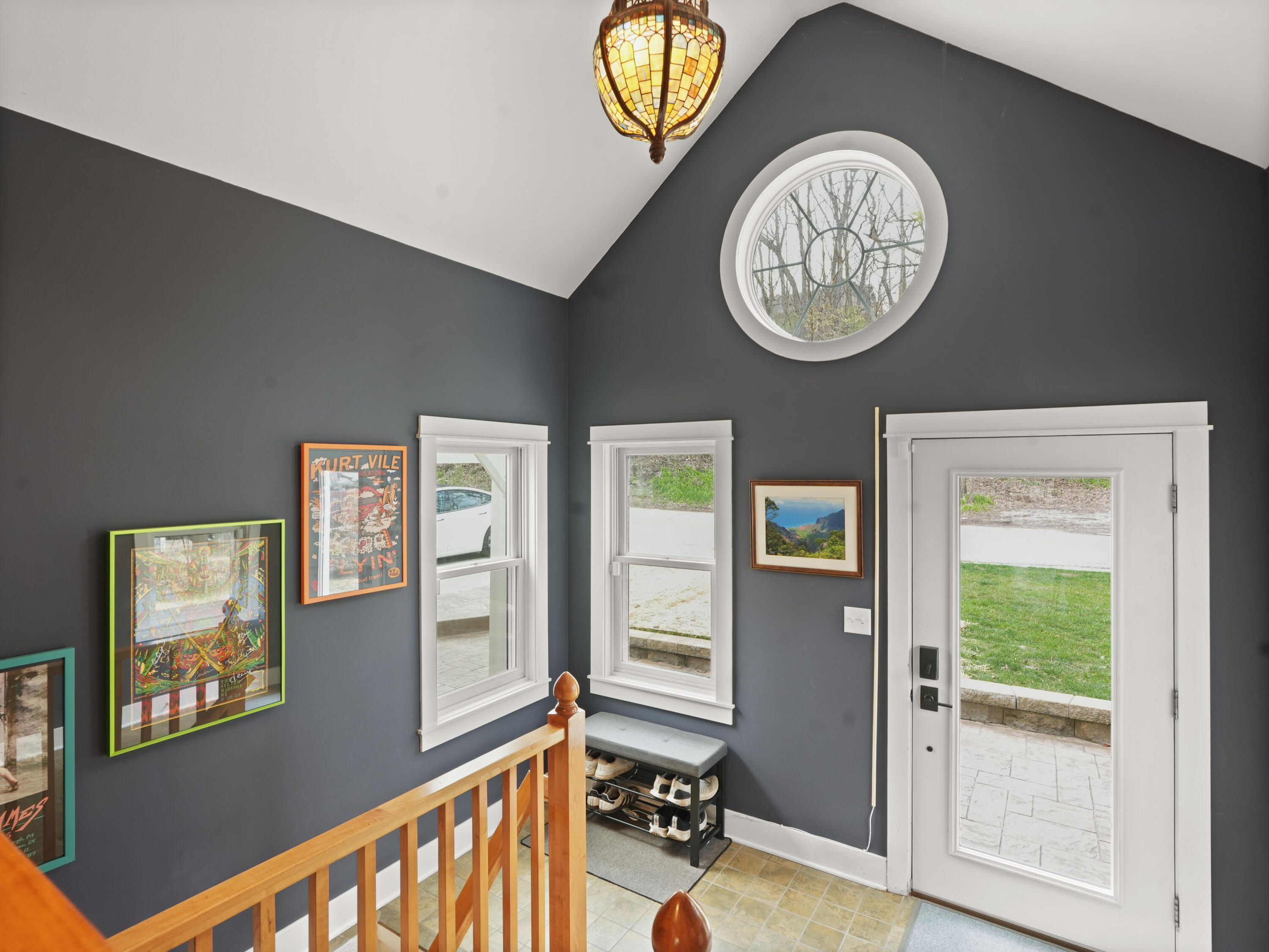 191 Riverside Drive Waterford, WI 53185 - Photo 8 of 91 07_Entry_Foyer