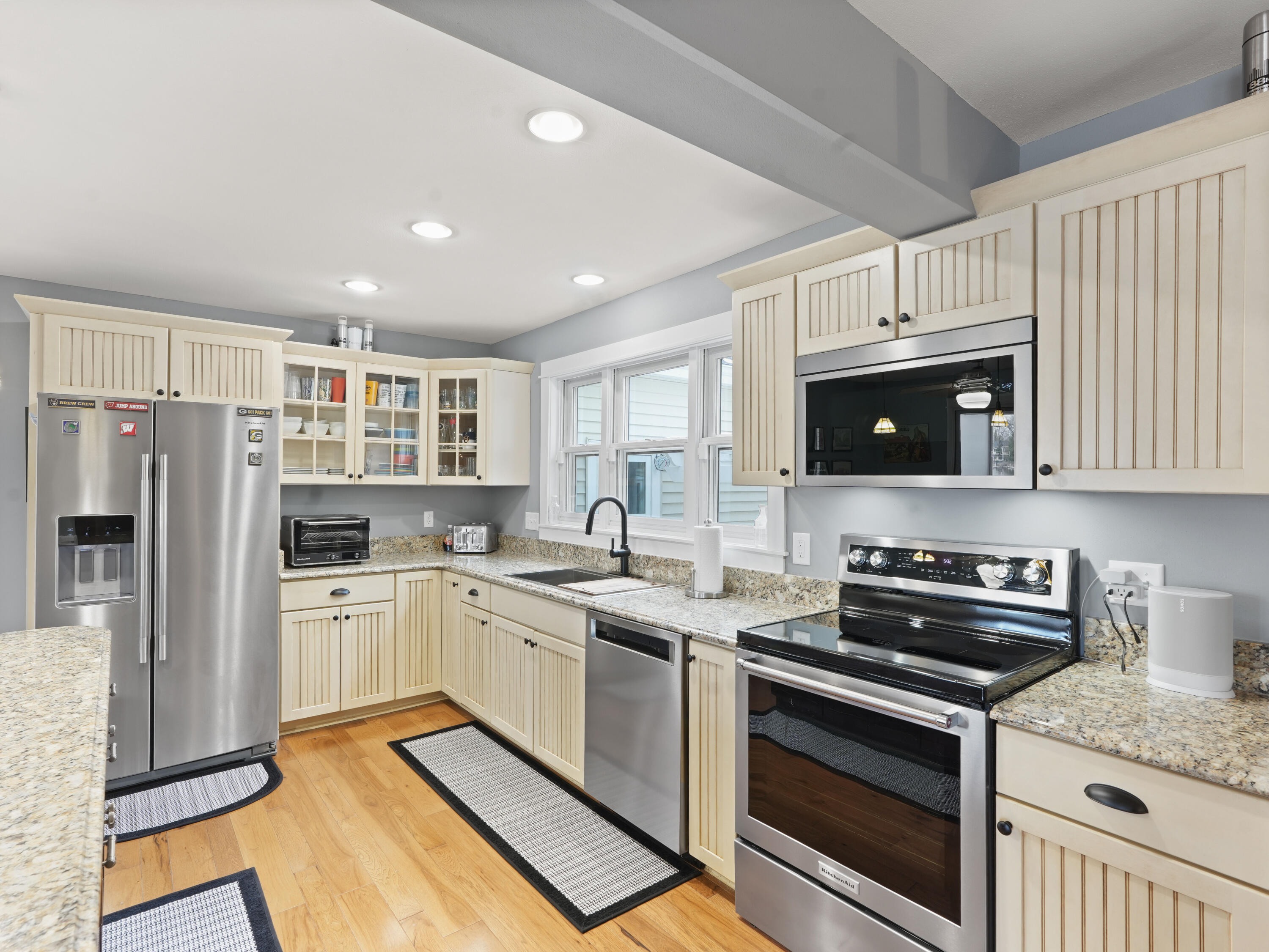 191 Riverside Drive Waterford, WI 53185 - Photo 14 of 91 12_Kitchen_Appliances