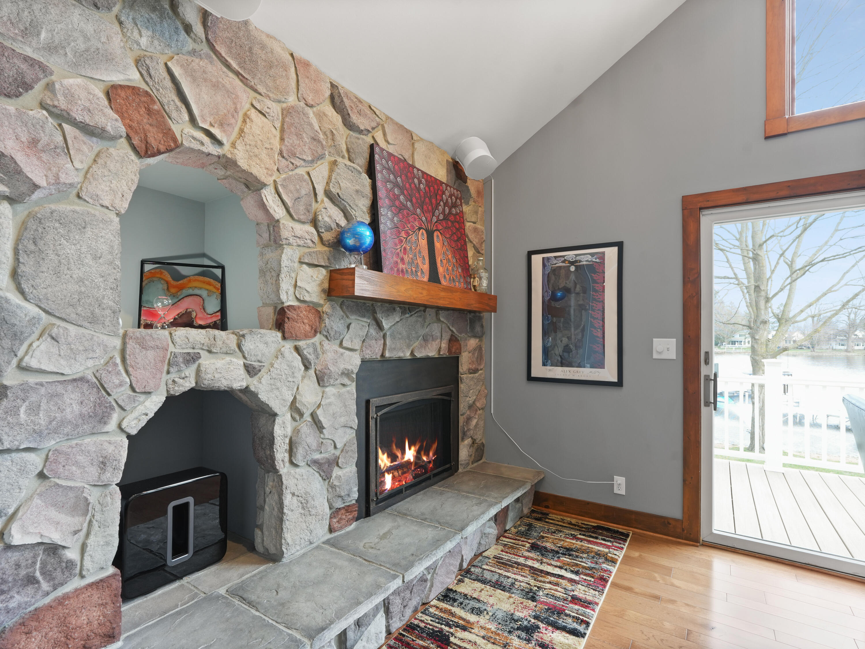 191 Riverside Drive Waterford, WI 53185 - Photo 24 of 91 23_Living_Room_Fireplace_Detail