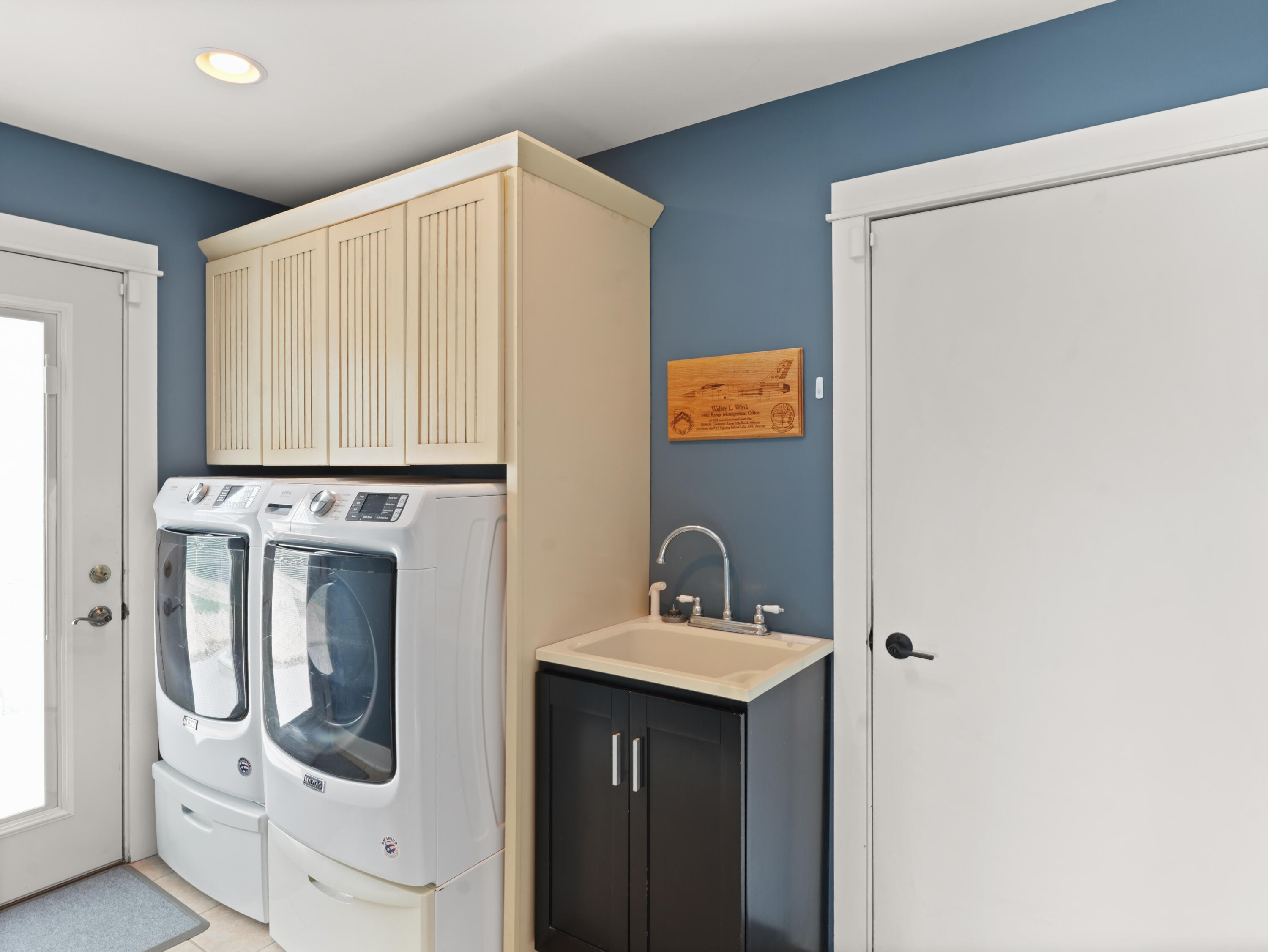 191 Riverside Drive Waterford, WI 53185 - Photo 36 of 91 35_Laundry_Room