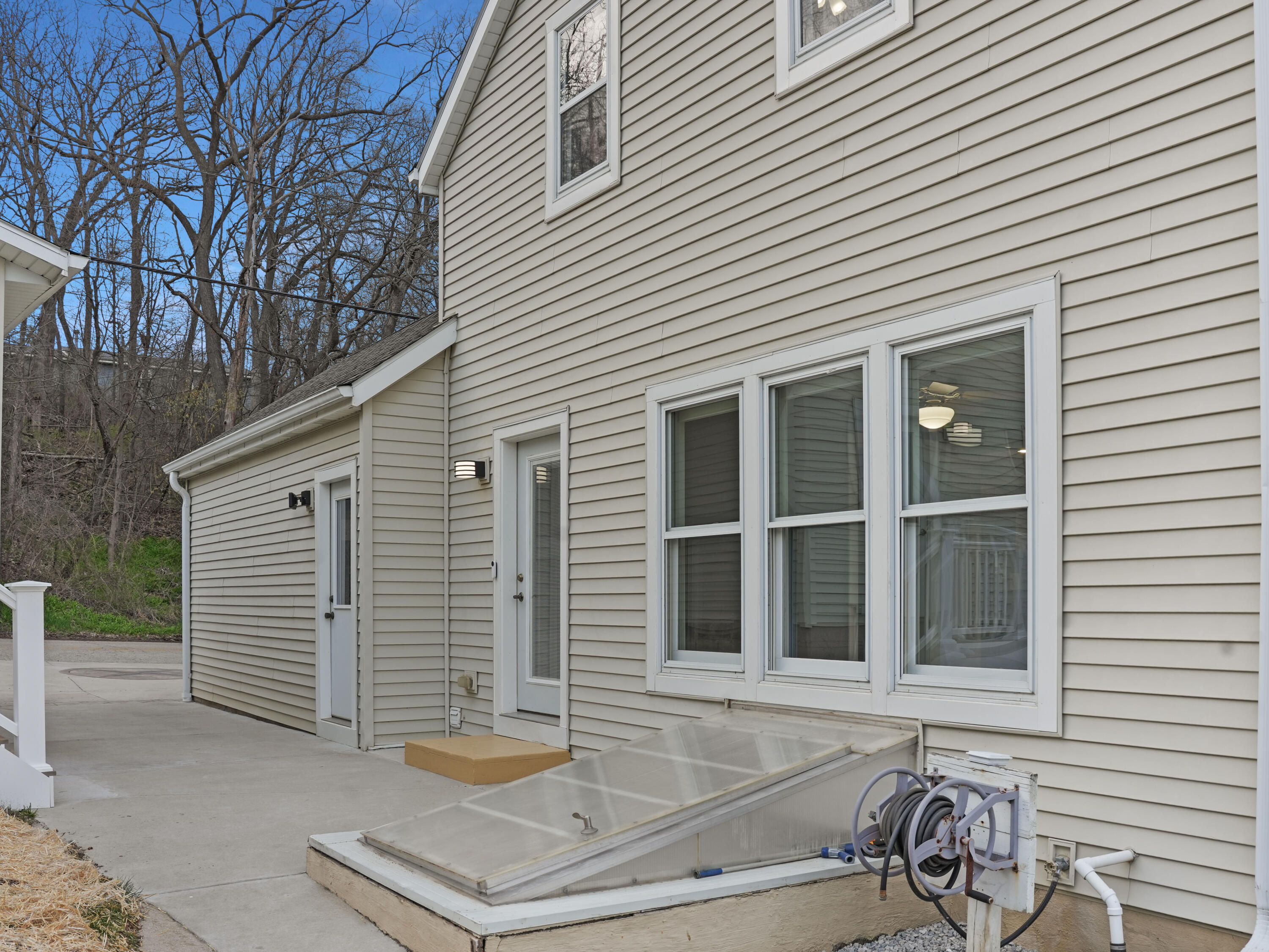 191 Riverside Drive Waterford, WI 53185 - Photo 76 of 91 75_Rear_Exterior_Side