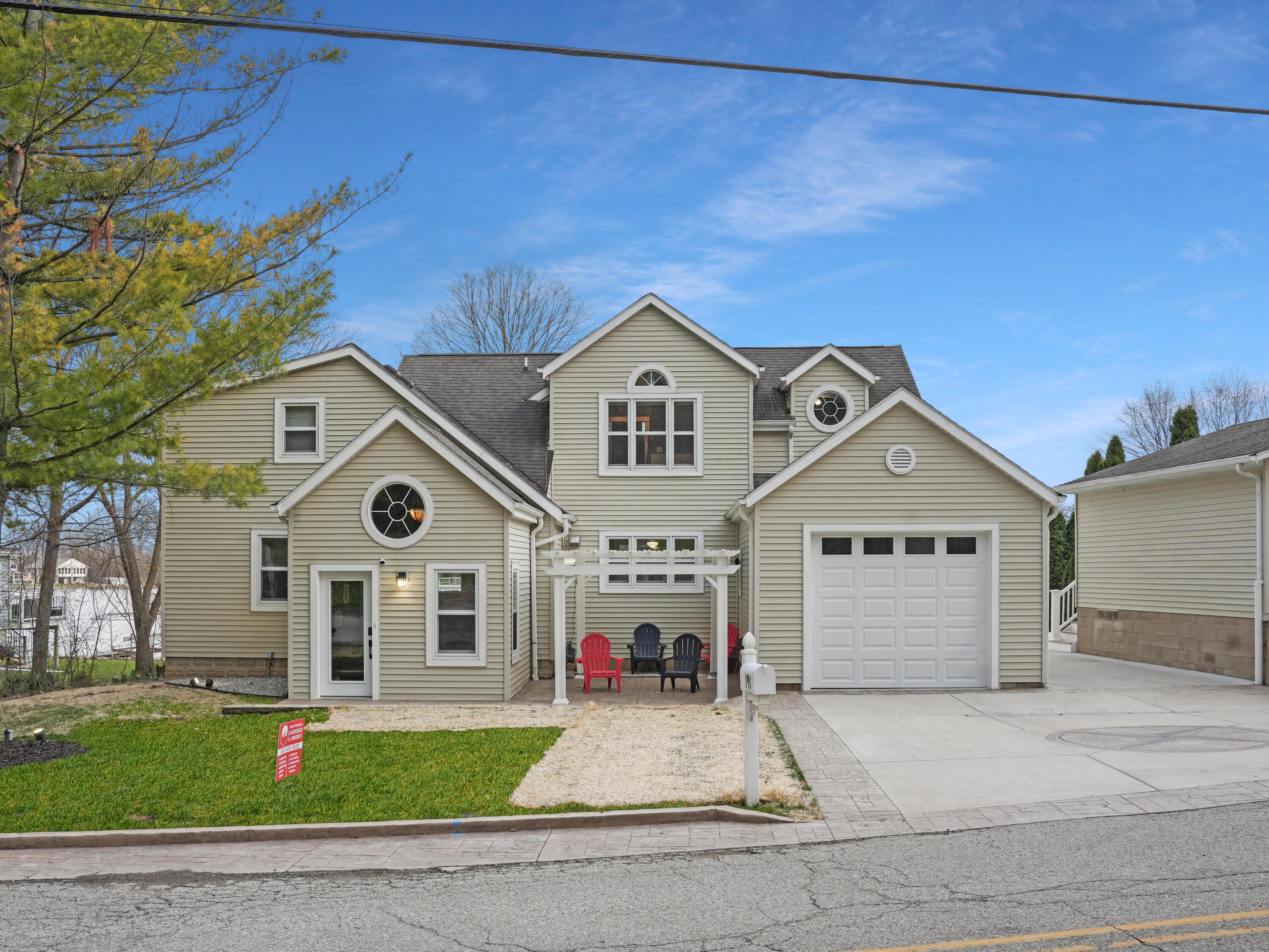 191 Riverside Drive Waterford, WI 53185 - Photo 81 of 91 80_Front_Exterior_Daytime