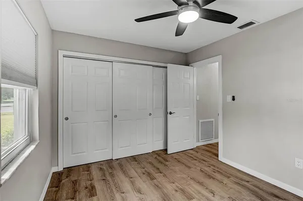 $325,000 | 102 20th Street Northeast, Bradenton, FL 34208