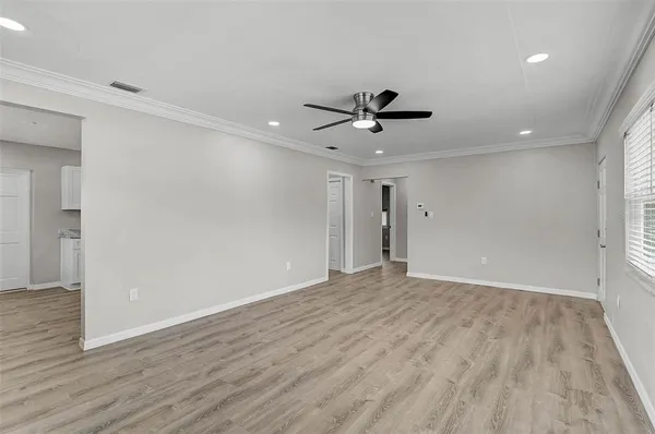 $325,000 | 102 20th Street Northeast, Bradenton, FL 34208