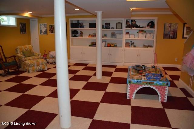 531 Ridgewood Road Louisville, KY 40207 - Photo 23 of 45 23