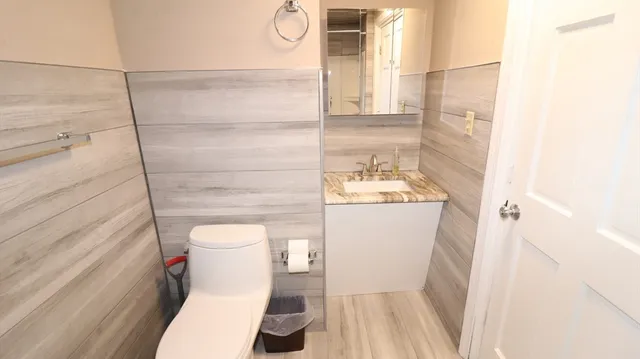 $995 | 44 South Street, Unit 3, Westborough, MA 01581