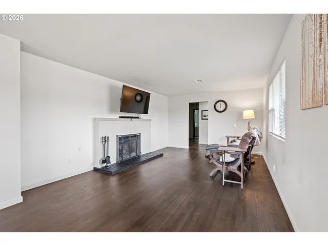 $485,000 | 1409 Clark Avenue, Cottage Grove, OR 97424