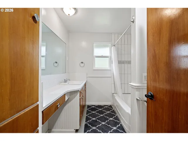 $485,000 | 1409 Clark Avenue, Cottage Grove, OR 97424