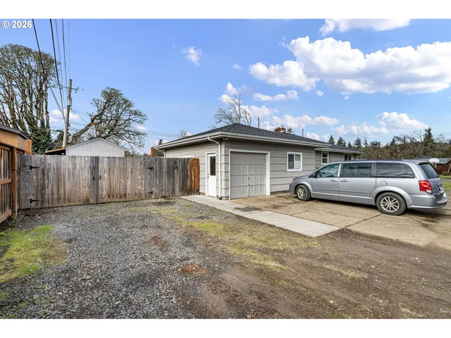 $485,000 | 1409 Clark Avenue, Cottage Grove, OR 97424