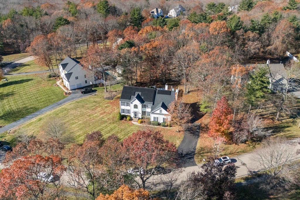 25 Glen Road Hopkinton, MA 01748 - Photo 2 of 42 Gallery Image 2