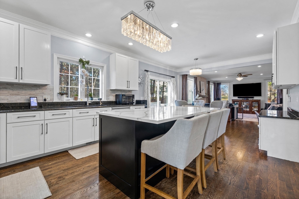 25 Glen Road Hopkinton, MA 01748 - Photo 5 of 42 Gallery Image 5