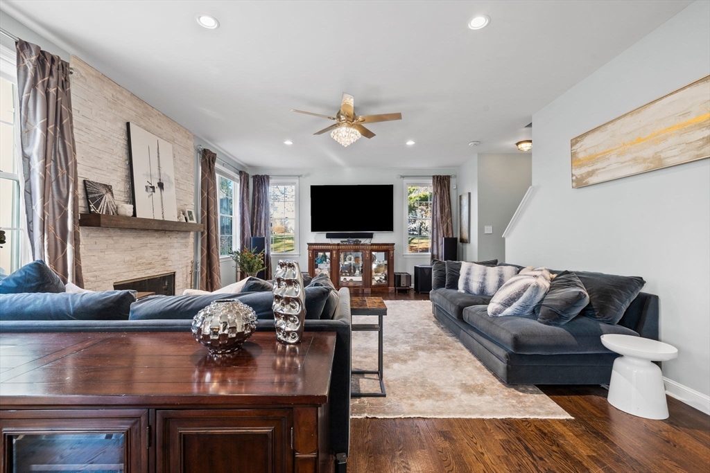 25 Glen Road Hopkinton, MA 01748 - Photo 10 of 42 Gallery Image 10