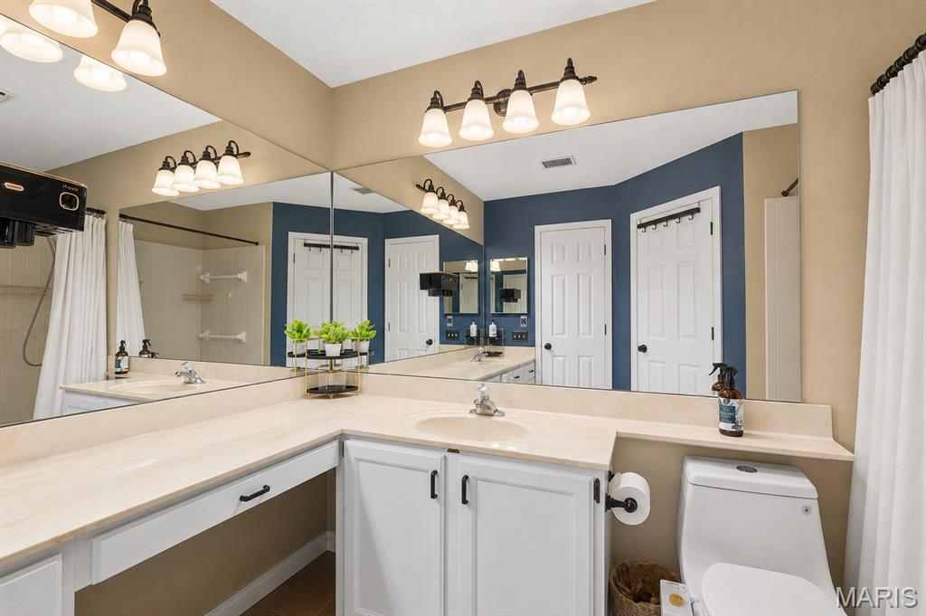 704 Hemingway Lane, Unit E Weldon Spring, MO 63304 - Photo 21 of 66