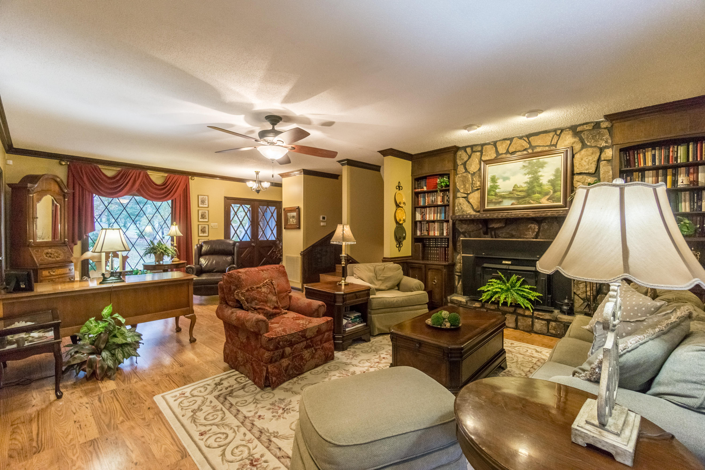1302 Keys Road Tunnel Hill, GA 30755 - Photo 14 of 64 living rm 2