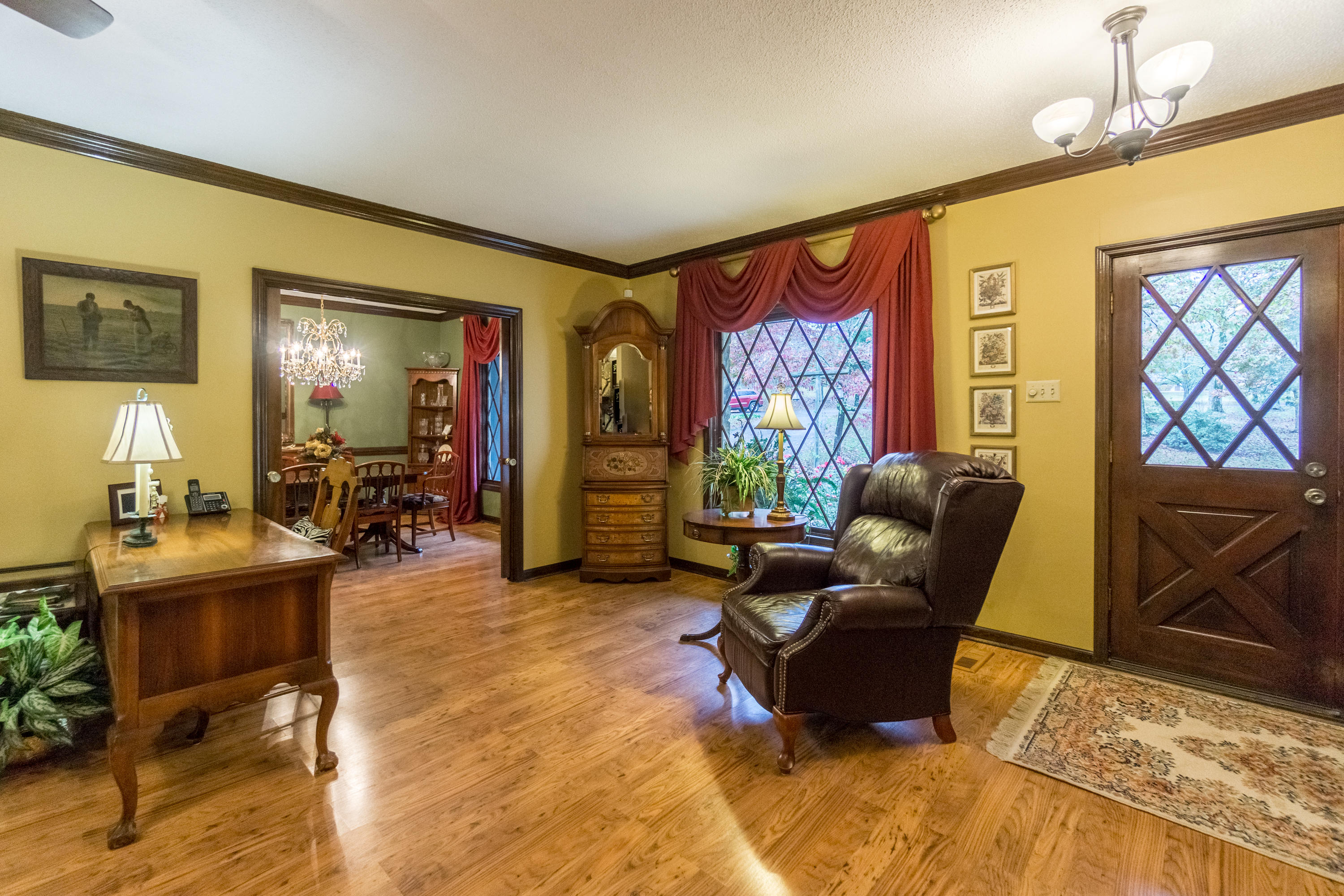 1302 Keys Road Tunnel Hill, GA 30755 - Photo 16 of 64 living rm