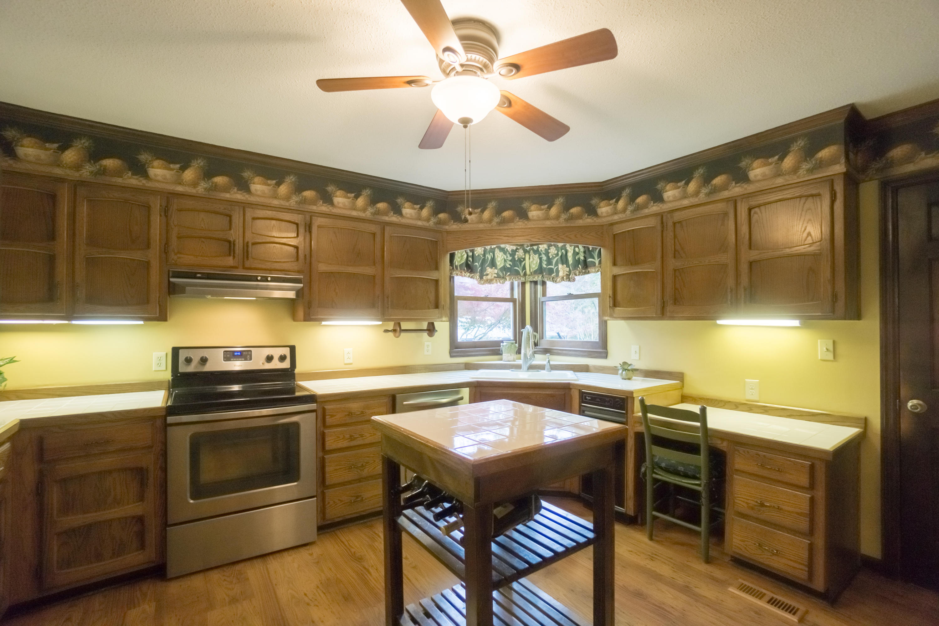 1302 Keys Road Tunnel Hill, GA 30755 - Photo 20 of 64 Kitchen