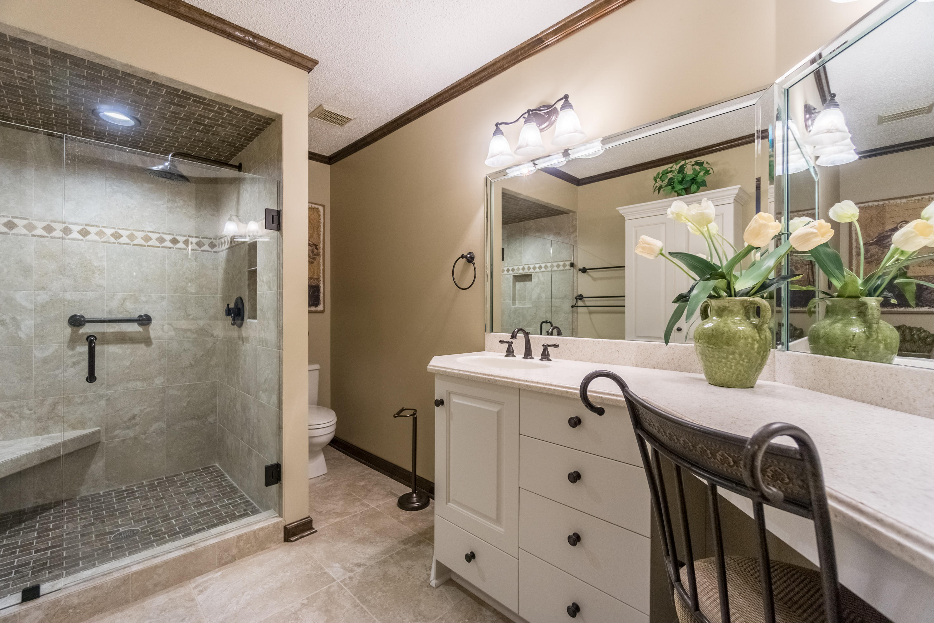 1302 Keys Road Tunnel Hill, GA 30755 - Photo 27 of 64 Master bath