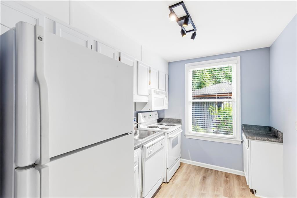 7500 Roswell Road, Unit 80 Atlanta, GA 30350 - Photo 32 of 34