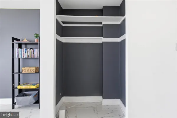 $2,750 | 301 North Beauregard Street, Unit 1105, Alexandria, VA 22312