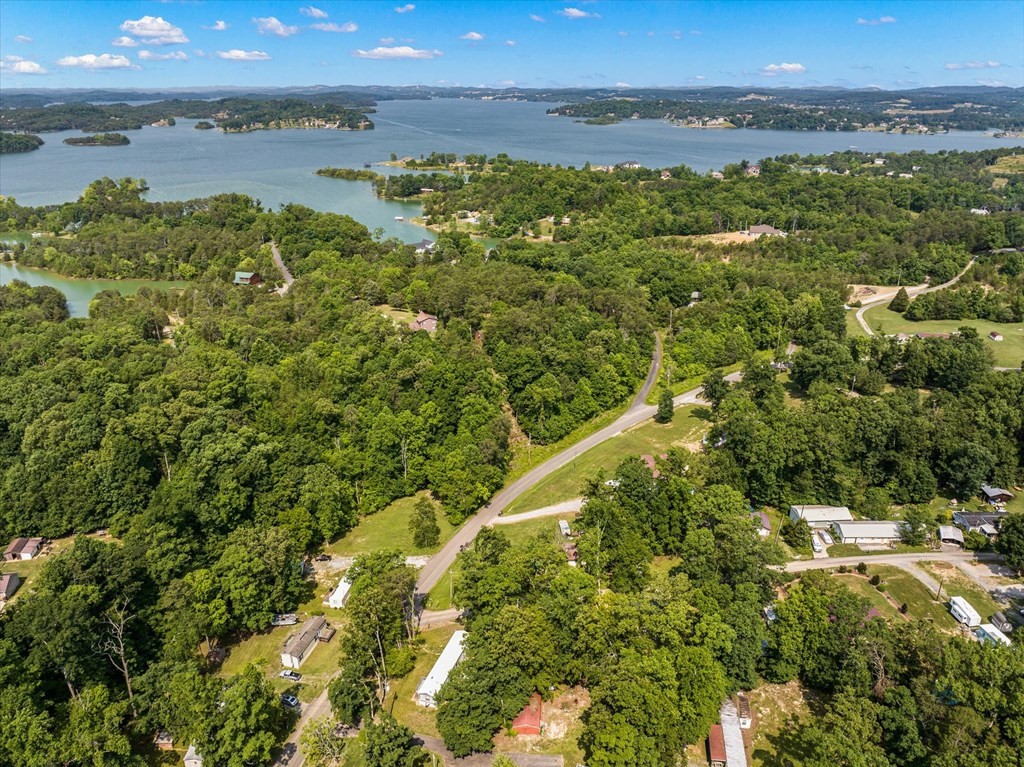 2108 Cox Road Dandridge, TN 37725 - Photo 25 of 29