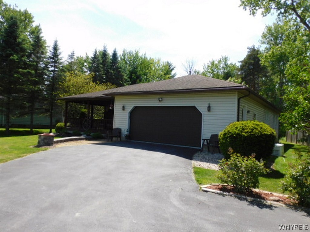 6986 Minnick Road Lockport Town, NY 14094 - Photo 28 of 28