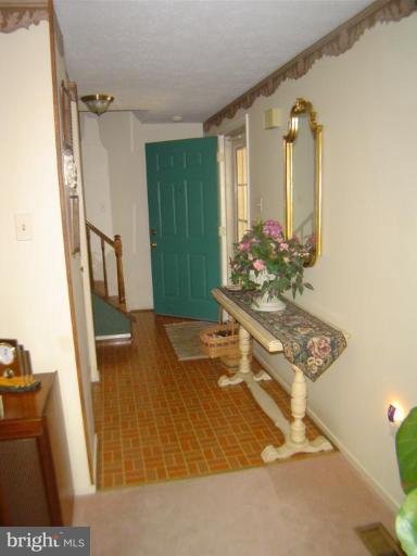 594 Pumphouse Road Frederick, MD 21703 - Photo 11 of 23 Entrance / Foyer