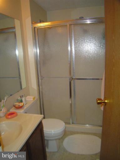 594 Pumphouse Road Frederick, MD 21703 - Photo 16 of 23 Bath #1