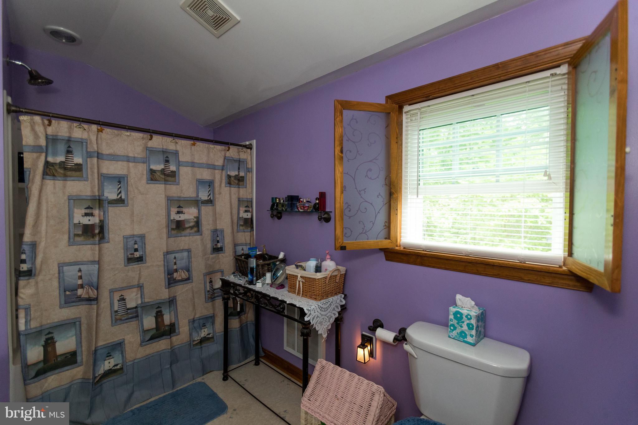 2580 Cross Section Road Westminster, MD 21158 - Photo 20 of 29 Bath
