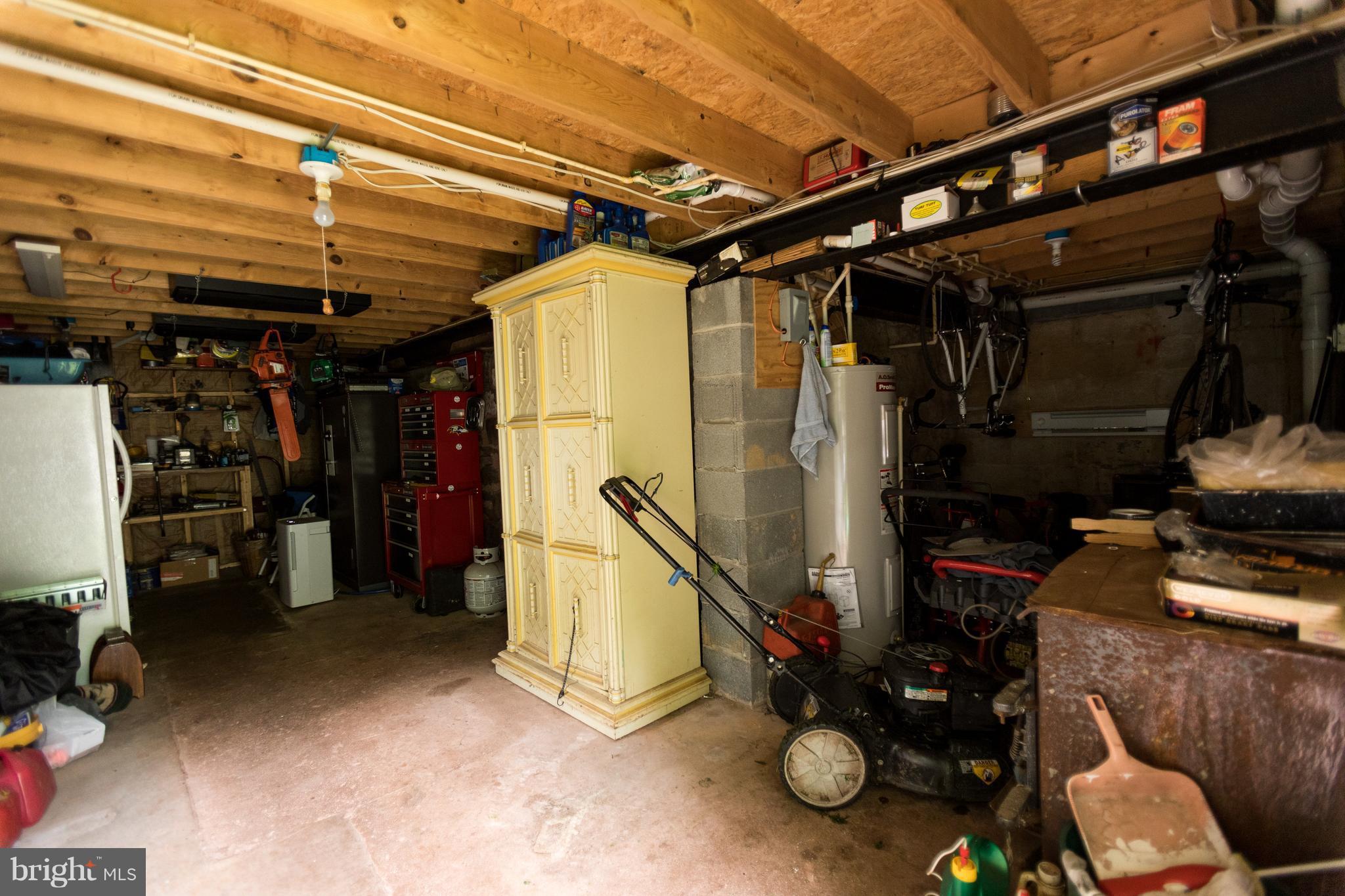 2580 Cross Section Road Westminster, MD 21158 - Photo 26 of 29 Basement/Workshop - Outside access