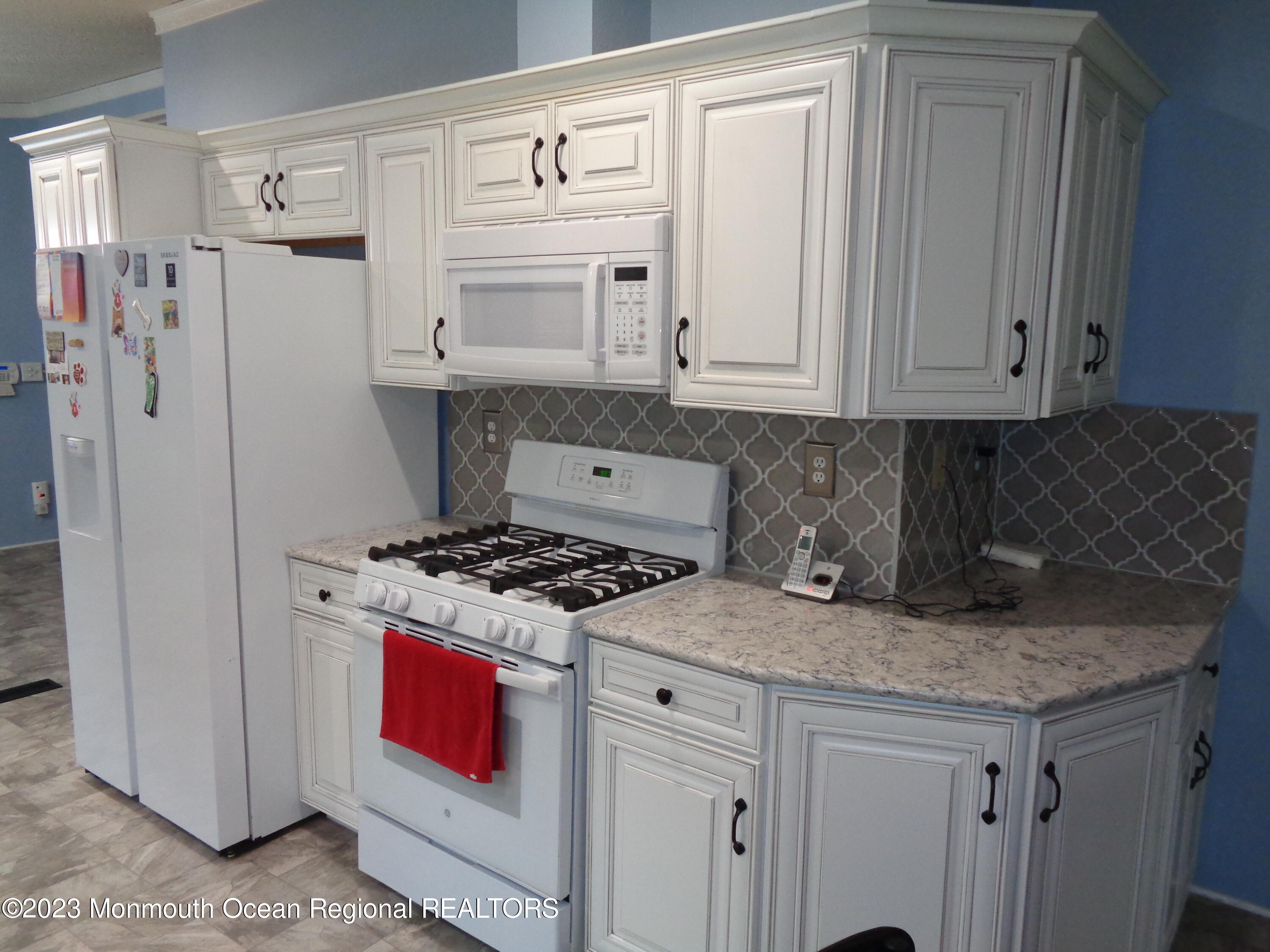 12 Pine Ridge Boulevard Whiting, NJ 08759 - Photo 7 of 23 DSC05589