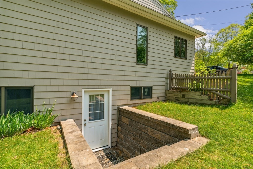 55 Winslow Road Reading, MA 01867 - Photo 36 of 42 Gallery Image 36