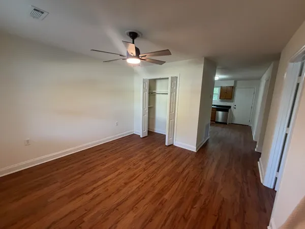 $1,400 | 2018 Pinopolis Road, Unit C, Pinopolis, SC 29469