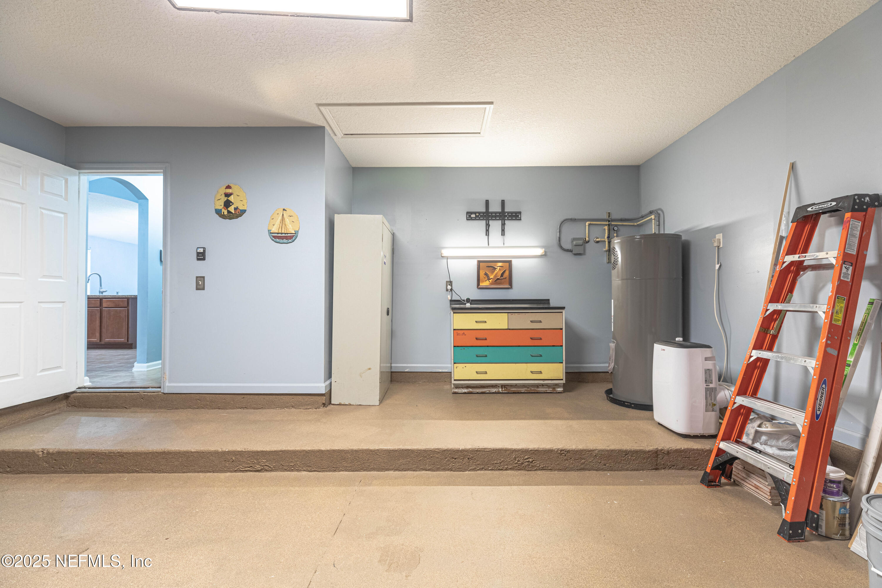 211 Amber Ridge Road Jacksonville, FL 32218 - Photo 27 of 39 a view of an empty room