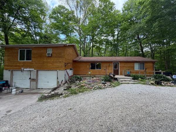$220,000 | 1522 North Cayuse Trail, Greensburg, IN 47240
