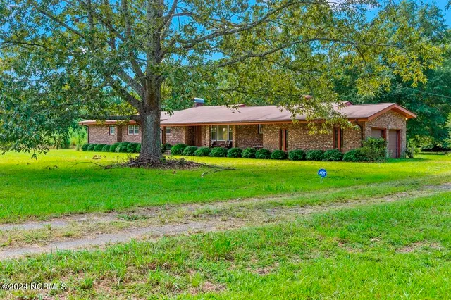 $425,500 | 543 Cooper-Leath Road, Oriental, NC 28571