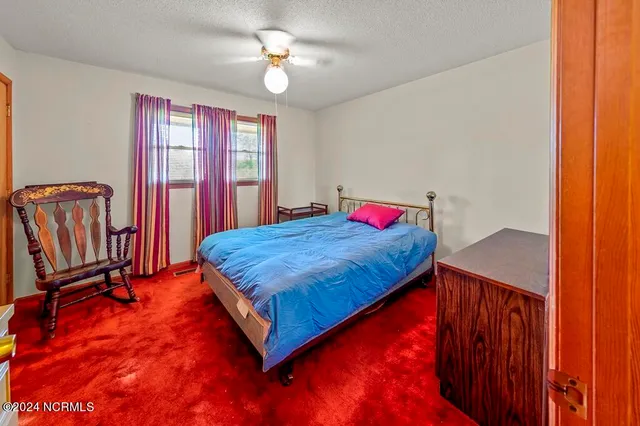 $425,500 | 543 Cooper-Leath Road, Oriental, NC 28571