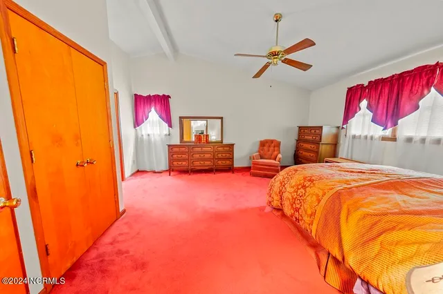 $425,500 | 543 Cooper-Leath Road, Oriental, NC 28571