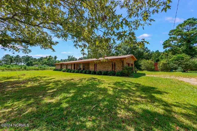 $425,500 | 543 Cooper-Leath Road, Oriental, NC 28571