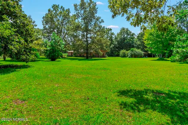 $425,500 | 543 Cooper-Leath Road, Oriental, NC 28571