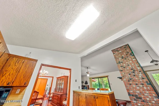 $425,500 | 543 Cooper-Leath Road, Oriental, NC 28571