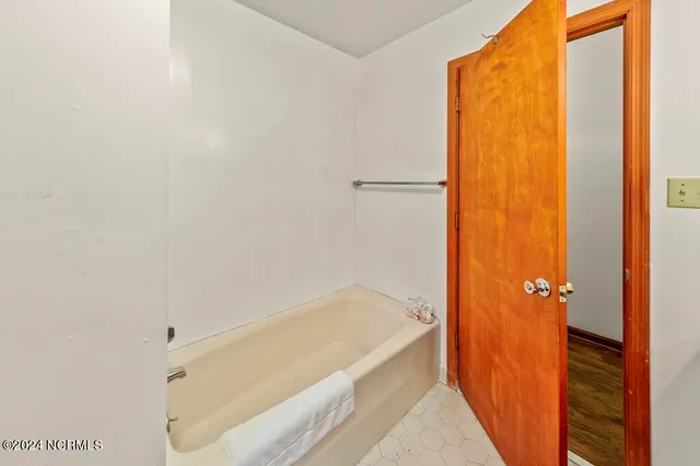 $425,500 | 543 Cooper-Leath Road, Oriental, NC 28571