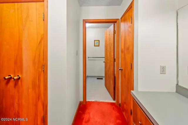 $425,500 | 543 Cooper-Leath Road, Oriental, NC 28571