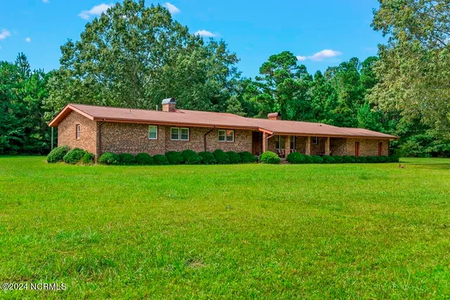 $425,500 | 543 Cooper-Leath Road, Oriental, NC 28571