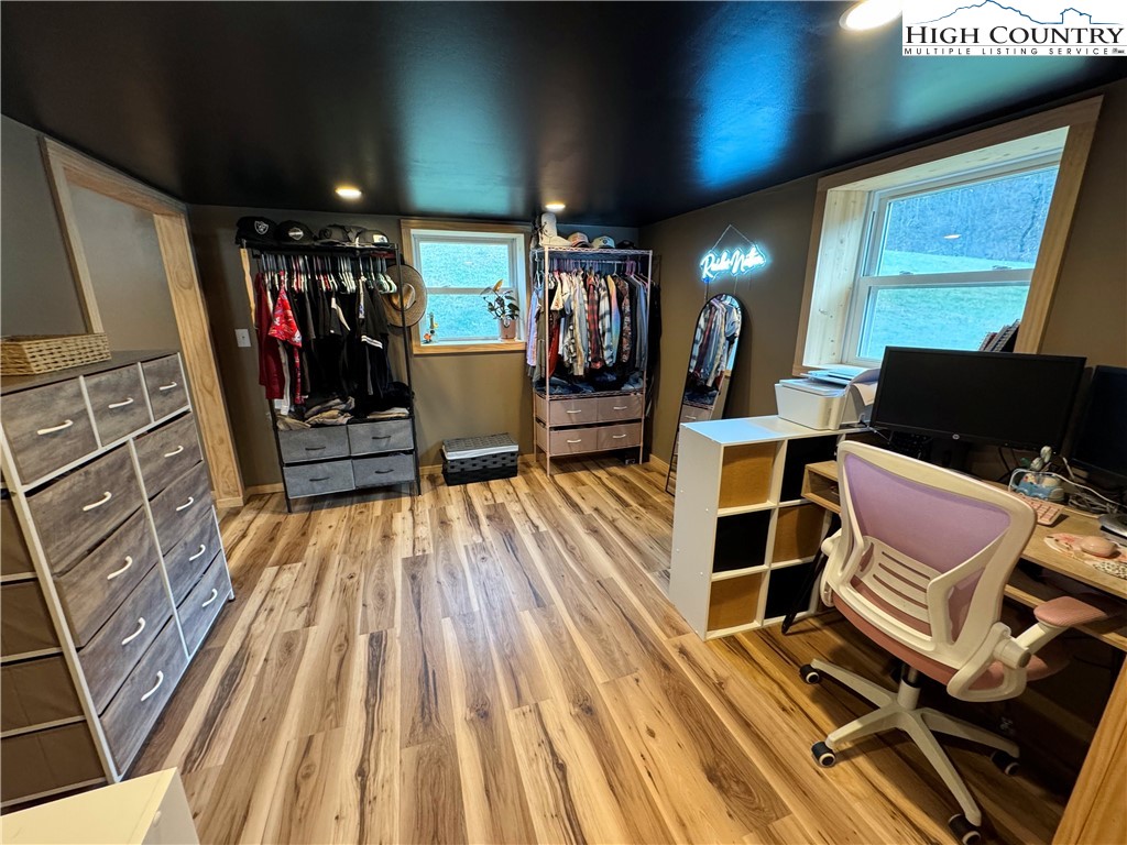 2047 Cline Road Rural Retreat, VA 24368 - Photo 24 of 35 a view of a chairs and table in a balcony