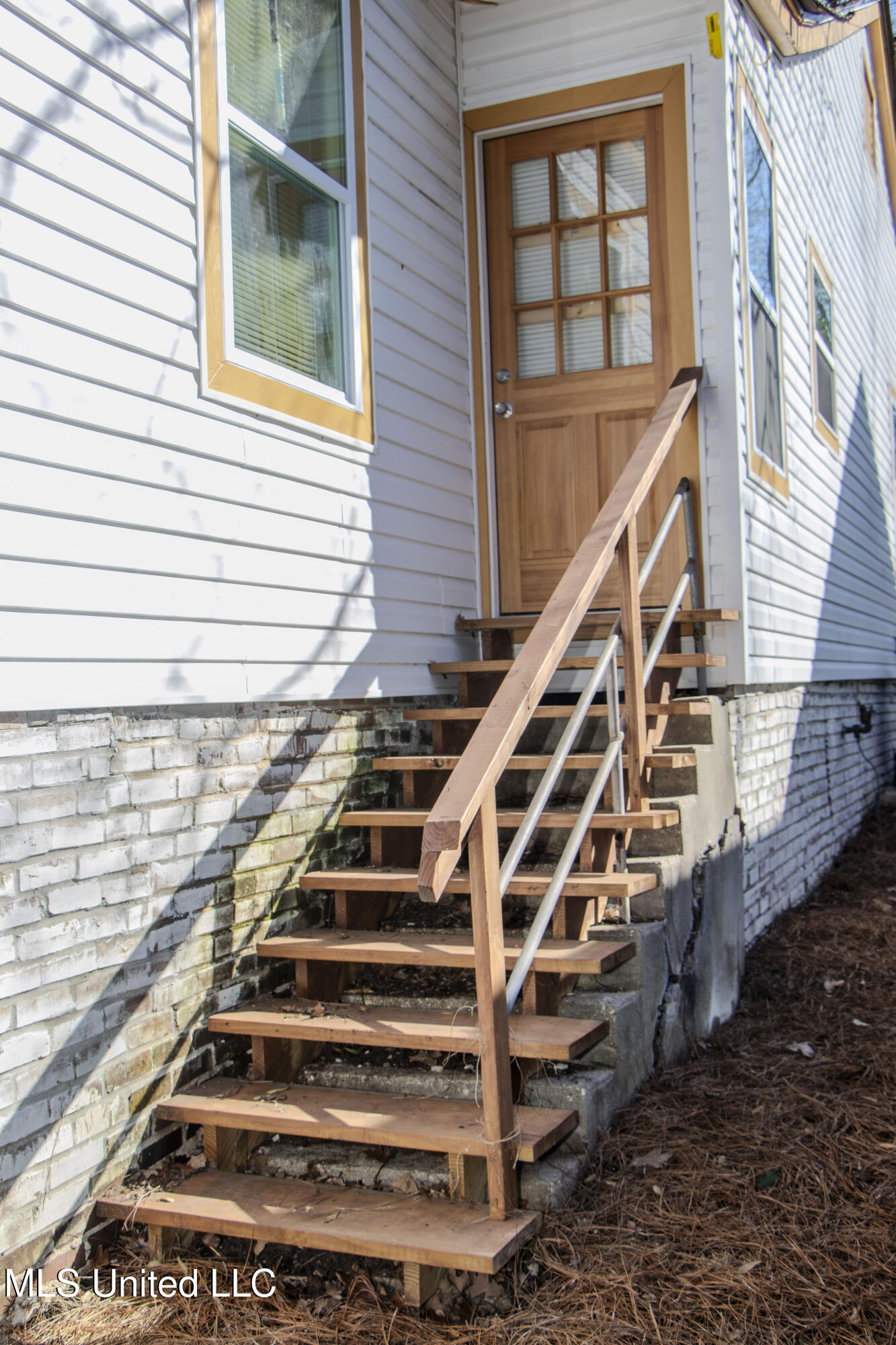 414 Downing Street Jackson, MS 39216 - Photo 5 of 22 IMG_0347