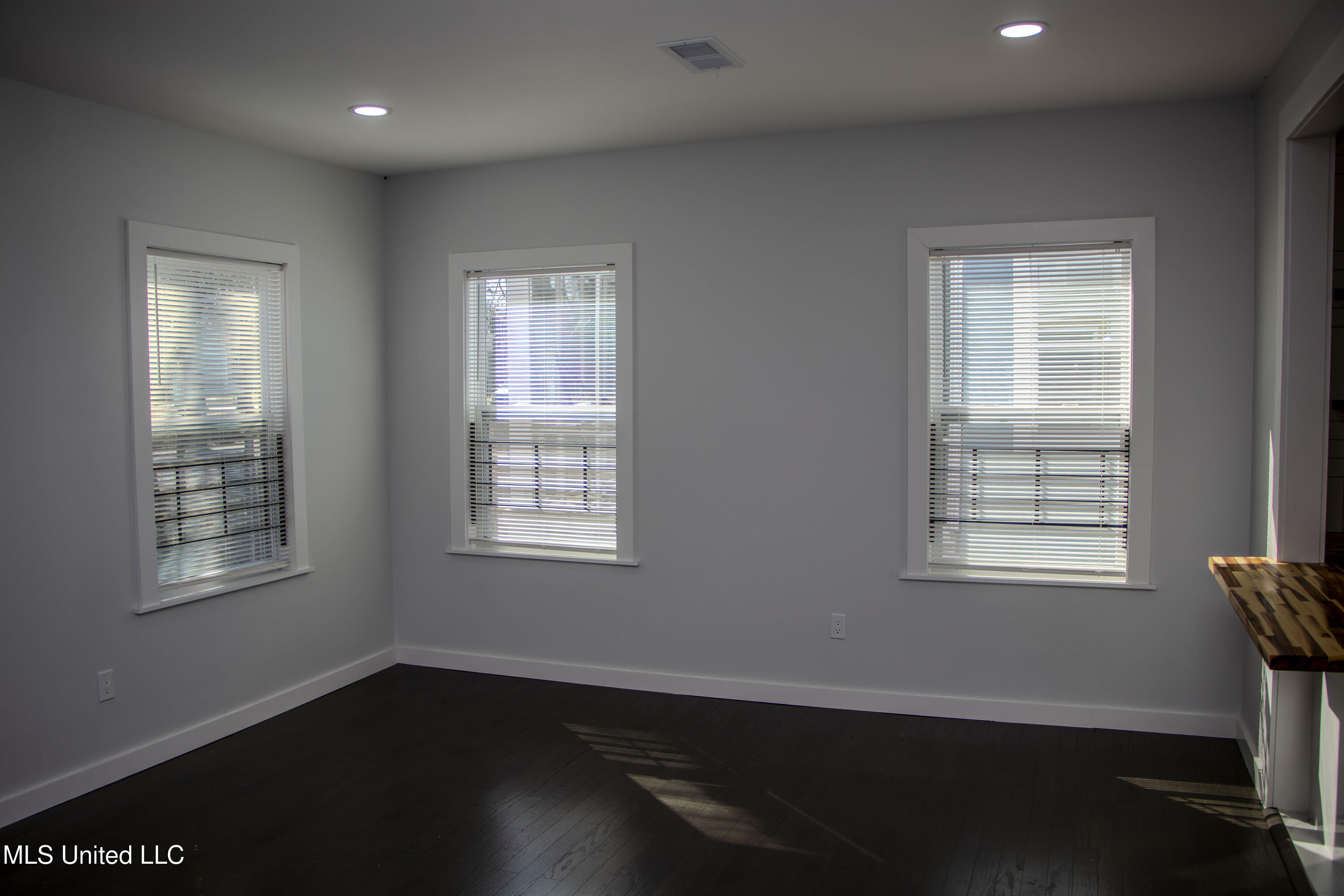 414 Downing Street Jackson, MS 39216 - Photo 8 of 22 IMG_0160