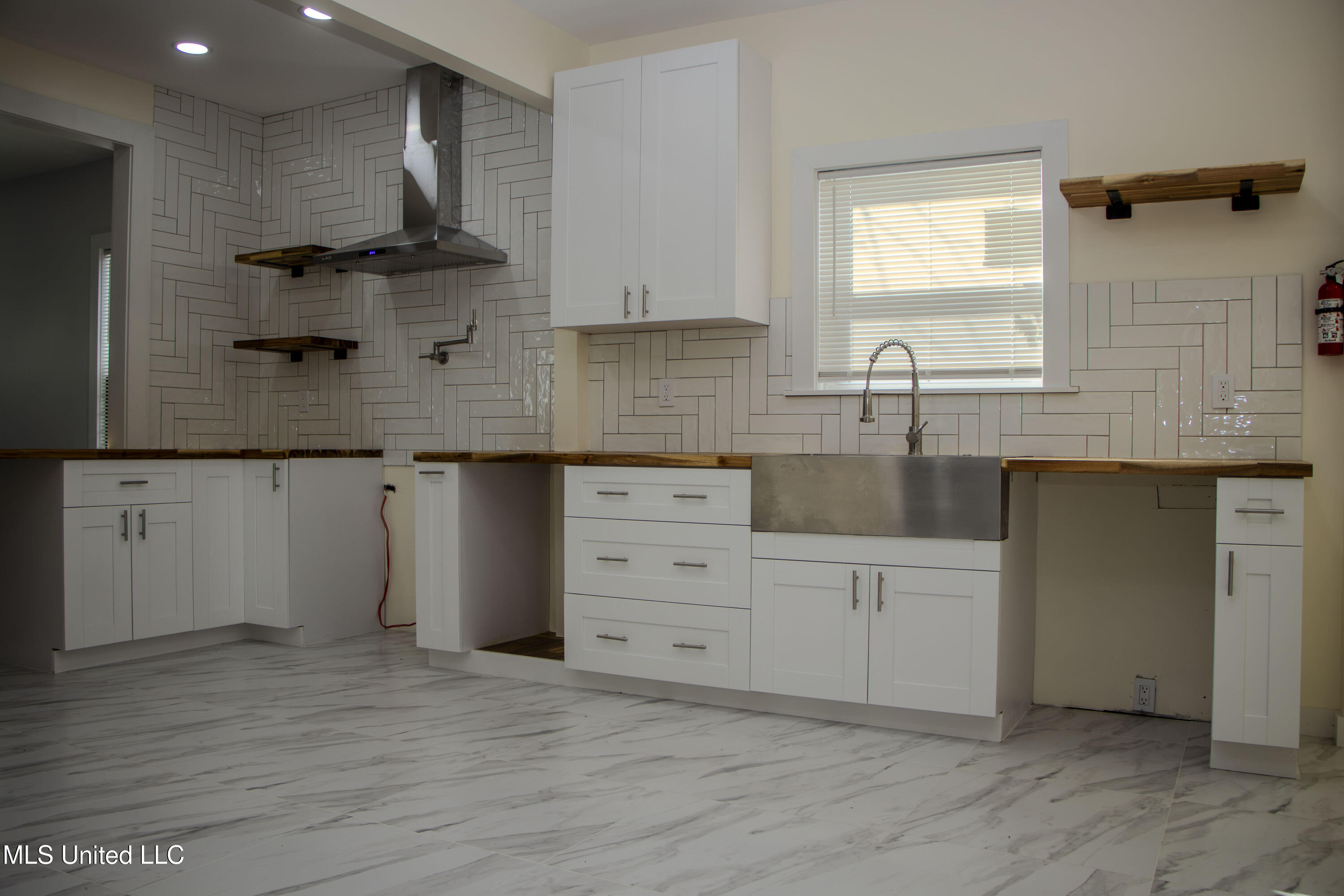 414 Downing Street Jackson, MS 39216 - Photo 9 of 22 IMG_0180