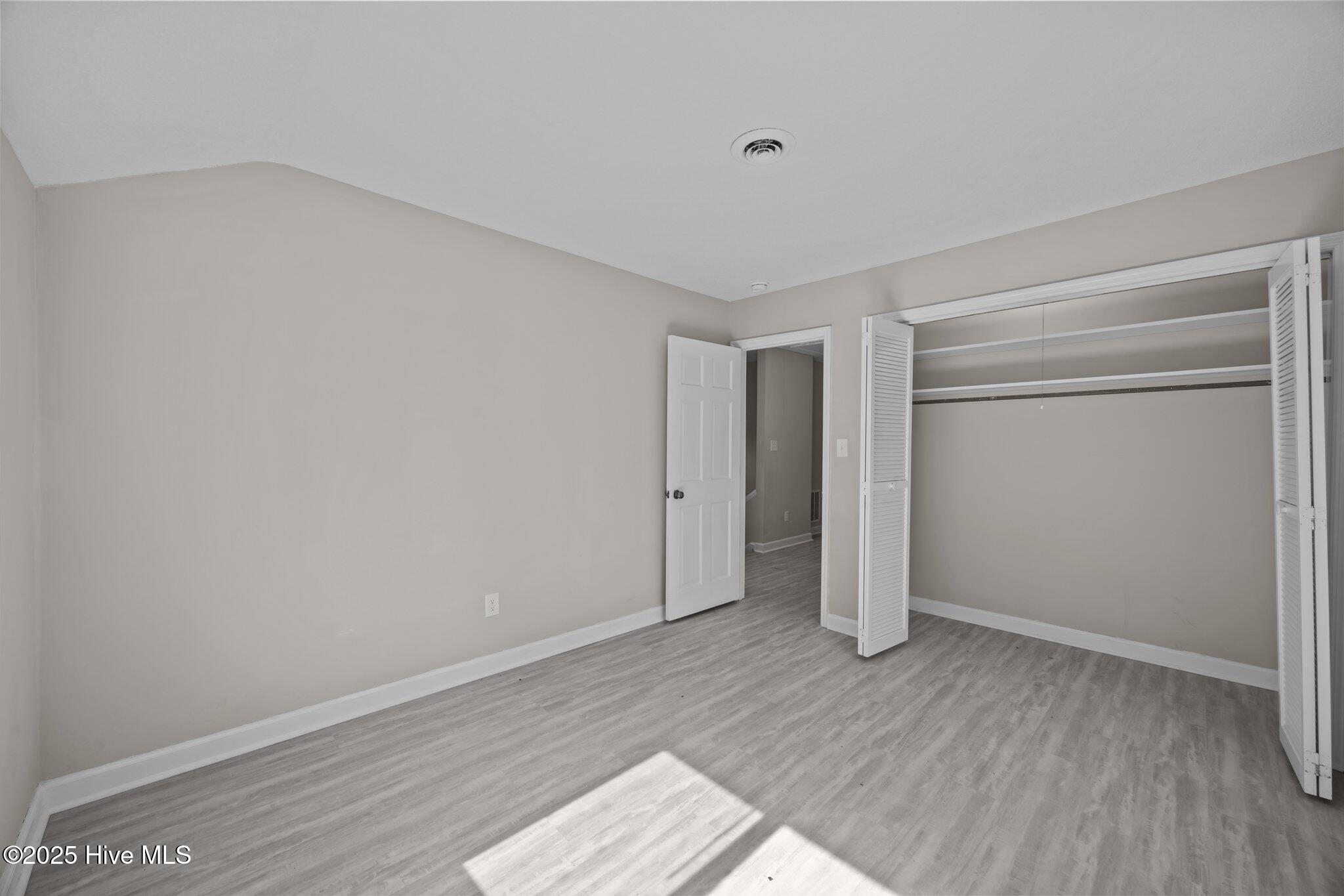 125 Pirates Road, Unit 2 New Bern, NC 28562 - Photo 23 of 46 22-web-or-mls-0C0A3496