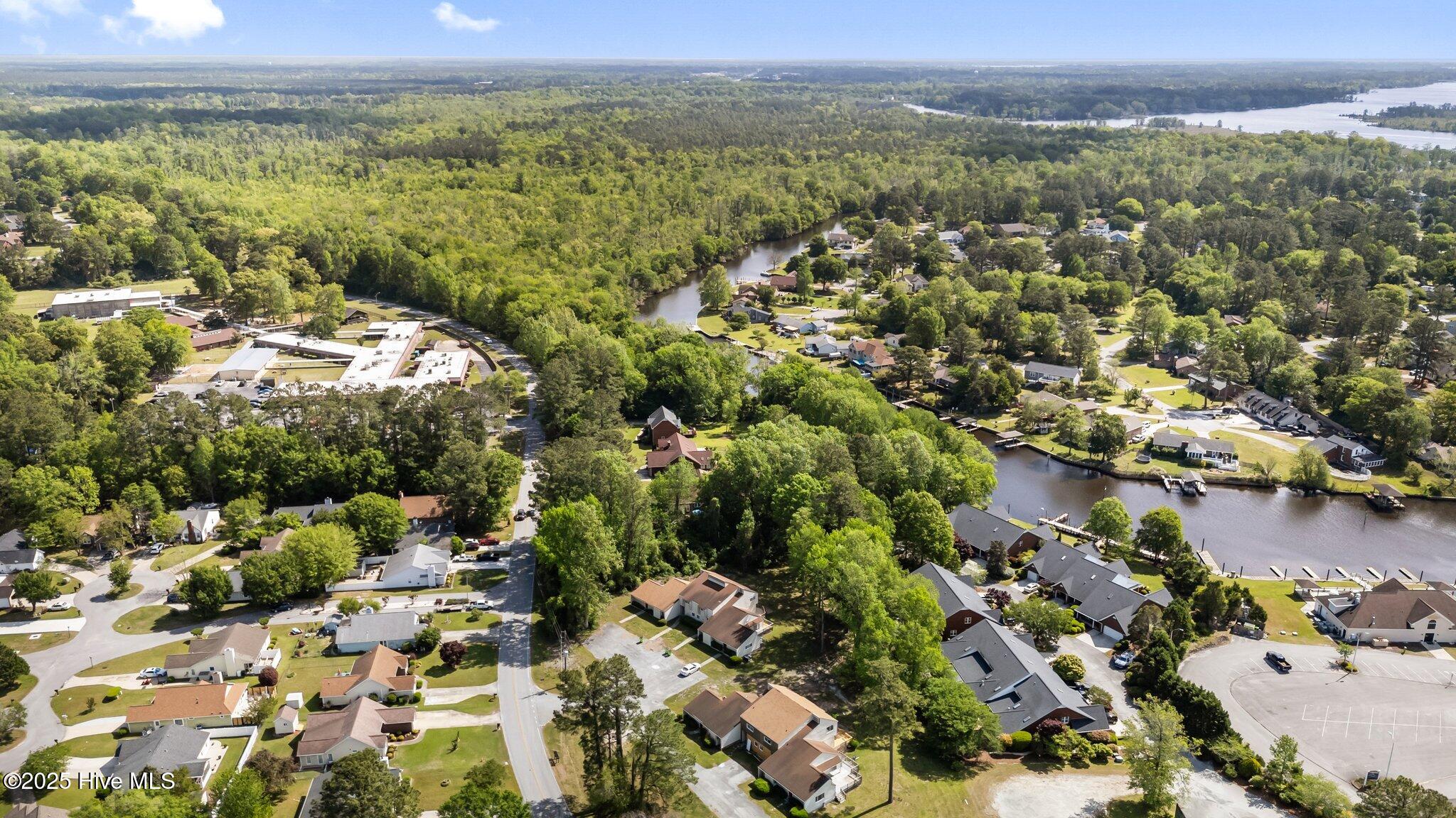 125 Pirates Road, Unit 2 New Bern, NC 28562 - Photo 46 of 46 45-web-or-mls-DJI_20250421104130_0017_D